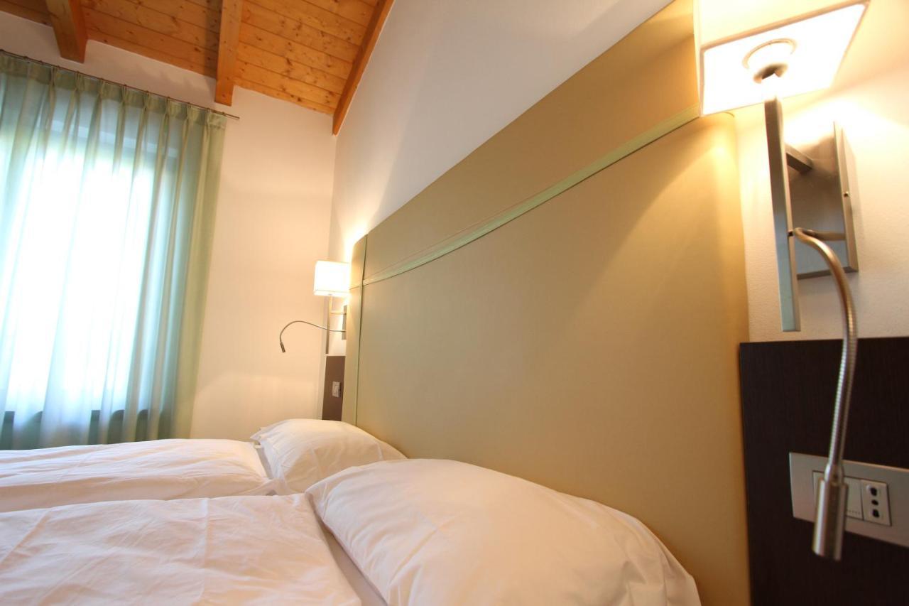 Thai Orchidee Restaurant&Rooms Гарда Екстериор снимка